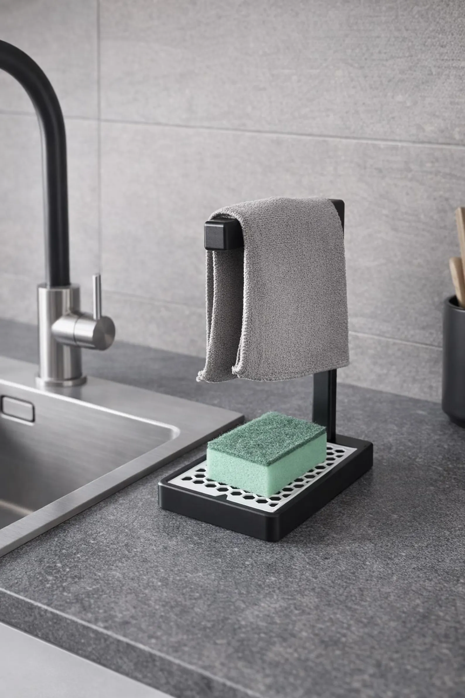 Sponge and Cloth Holder – Kitchen Sink Organizer for Dish Towels and Scrub Pads